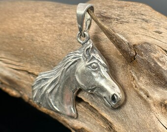 ORAZIO Collana con Ciondolo a Forma di Cavallo Fortunato in Argento 925 per Ragazze Amanti dei Cavalli, Collana di Cavallo in Argento con Catena in Acciaio Inossidabile Gioielli di cavallo per Bambini