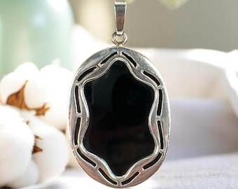 Onyx necklace pendant 835 silver 43 x 24 mm vintage accessories pendant sustainable gemstone gift exclusive eye-catcher modern fashion
