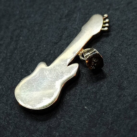 Ciondolo in Argento 800 a forma di Chitarra con Cassa Acustica - Gioielleria Rizzo