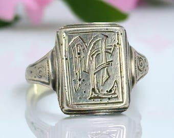 Kleiner Siegelring 800er Silber 18,5mm Gr. 58 Ring Vintage Geschenk Patina edel ME Initialen M E exklusiv selten Luxus Handarbeit