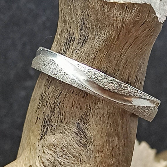 Bague en Platine avec 1,20 Cts diamants taille ancienne vers 1900. Taille 58-59
