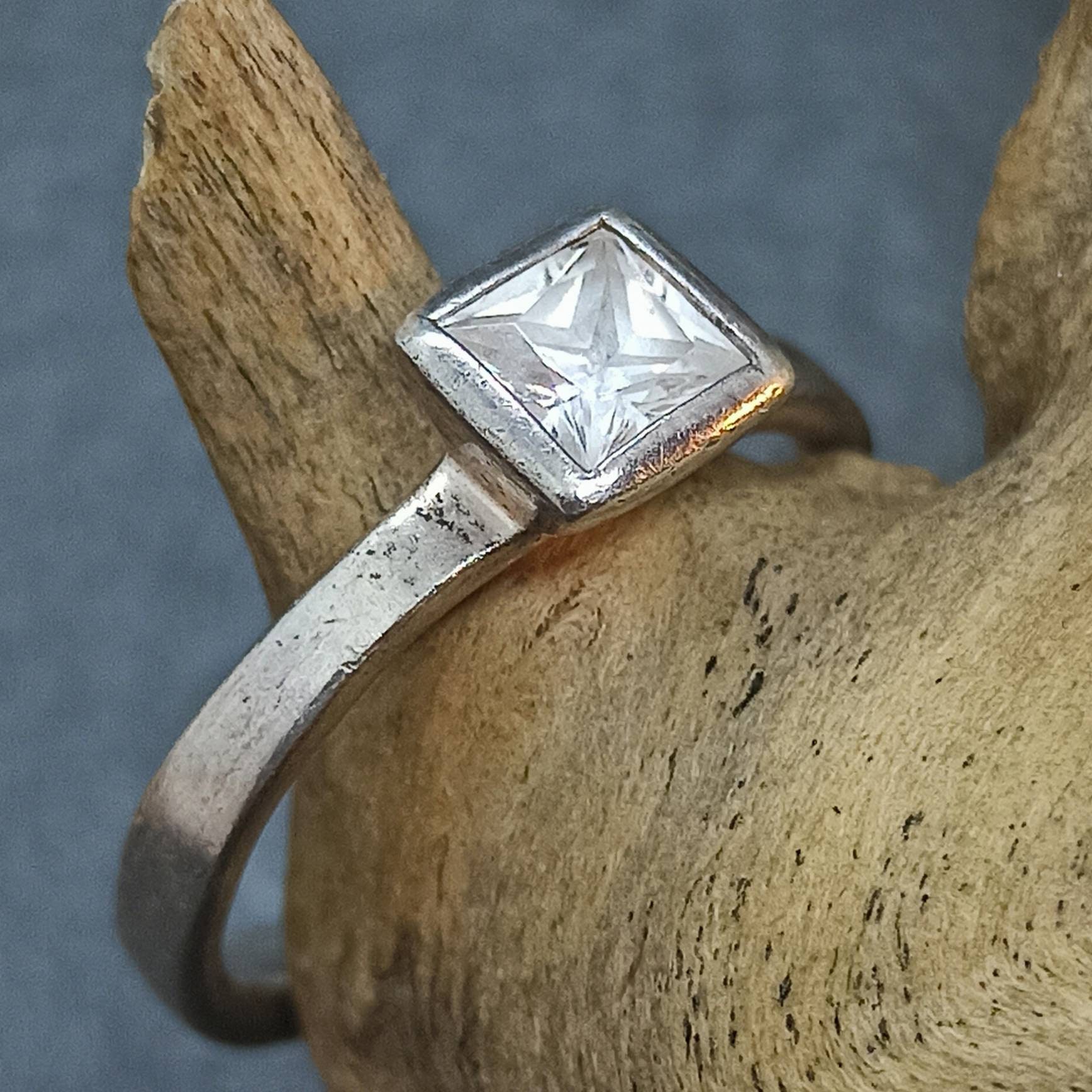 Exclusive Ring 925 Silver 17.9 Mm Size 56 Silver Ring