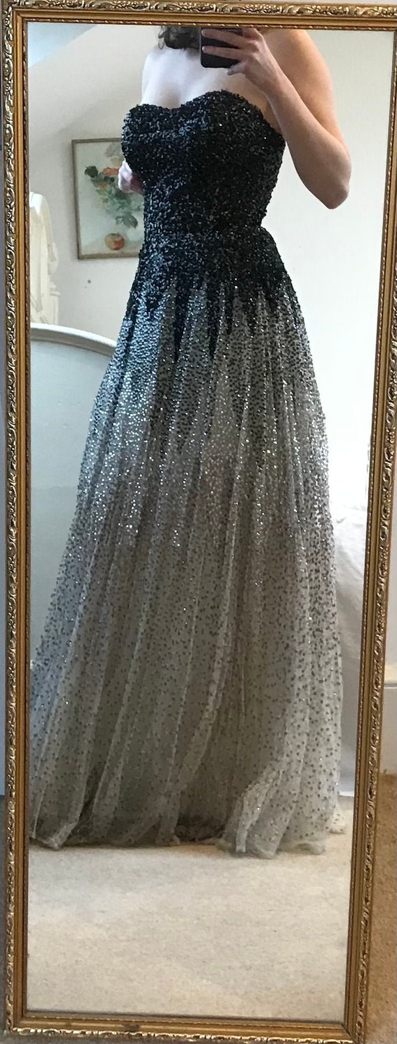 A beautiful vintage early 1950s sequin ball gown b