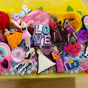 Mid Pop Star Inspired Play Dough Kit,Taylor Swift Inspired Play dough ,Swiftie Birthday Favor, Eras Tour Gift, Kids Gift, Taylor Sensory Kit