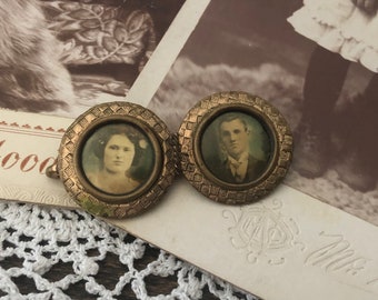 Victoriaanse dubbele fotobroche, antieke foto-sieraden, Victoriaanse foto's, rouwsieraden, ingekleurde foto's, ingekleurde fotobroche, eigenaardigheden