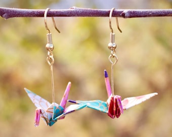 Pendants d'oreilles grue en origami | Choisissez votre propre papier | Boucles d'oreilles traditionnelles en papier Washi | Cadeau personnalisé pour elle | Idées cadeaux pour la Fête des Mères