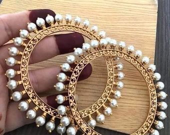 Nayra Pearl bangles (pair available only)