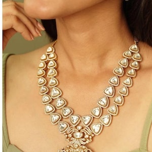 NIA kundan necklace  / paired with pretty studs/ kundanset / kundan jewelery set / choker