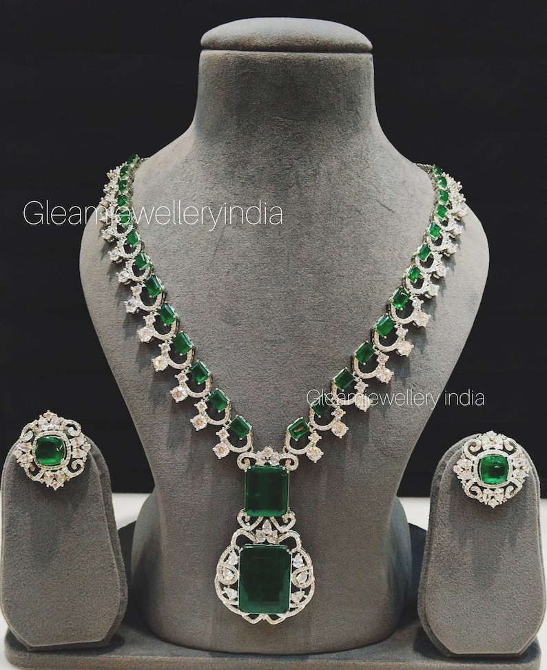 Nuni Vilma Necklace - Green main image 1