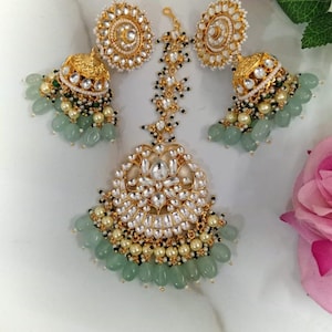 Pachi kundan jhumka mangtika set