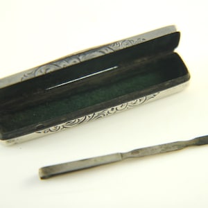 Antique Dutch needle case