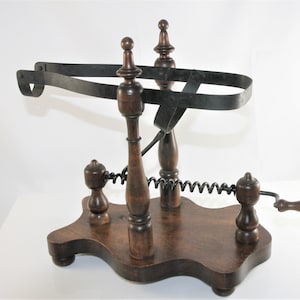 Antique decanting cradle/Wein dekantiermaschine