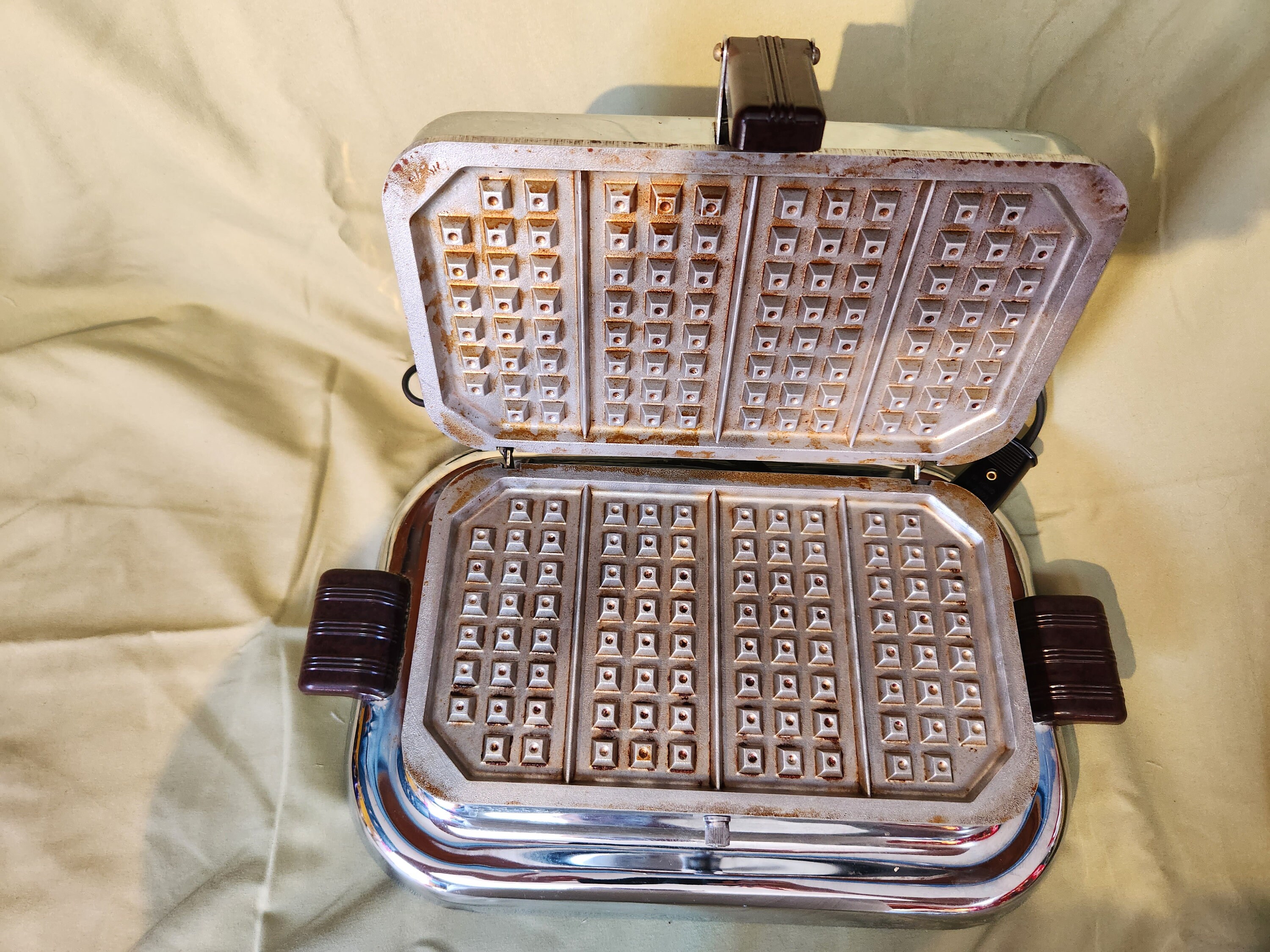 Vintage GE Waffle Maker - Etsy Canada