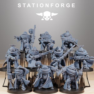 May include: A group of ten grey plastic miniature figures wearing hooded cloaks and holding weapons. The figures are arranged in a circle on a wooden base. The figures are all facing forward and have a menacing expression on their faces. The figures are all wearing the same type of clothing and have the same type of weapon. The figures are all about 7.5 cm tall. The figures are all made of plastic and are painted in a grey colour. The figures are all standing on a wooden base. The figures are all part of a set of miniatures that can be used for tabletop games.