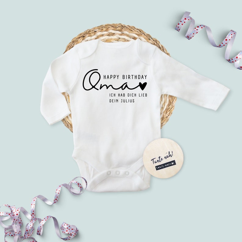 Personalisierter Baby Body Happy Birthday Oma Süßes Geschenk zum Geburtstag der Oma image 1