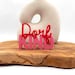 → auf Etsy ansehen: 3D Schriftzug „Dorf Kind“ – Landhaus Deko | Geschenk für Dorfkinder | Rustic Style | Handmade | Wohnzimmer Deko 3D Schriftzug „Dorf Kind“ – Landhaus Deko | Geschenk für Dorfkinder | Rustic Style | Handmade | Wohnzimmer Deko