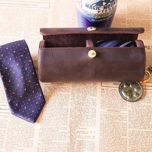 Personalisierte Leder Krawatte Fall Rindsleder Krawatte Organizer Reise Krawatte Fall, Krawatte Fall Herren Krawatte Box Krawatte Box mit Name, Ehemann Vater ihn Geschenk