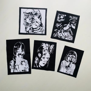 Horror manga patches (set of 5)