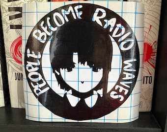¡Calcomanía de vinilo de anime LAIN People are Radiowaves para automóvil, computadora portátil, PC y más!