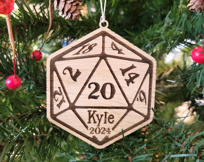 Personalized D20 Christmas ornament - custom ornament for D&D player, Dungeons and Dragons gift, 20 sided dice, geek gift, fantasy adventure