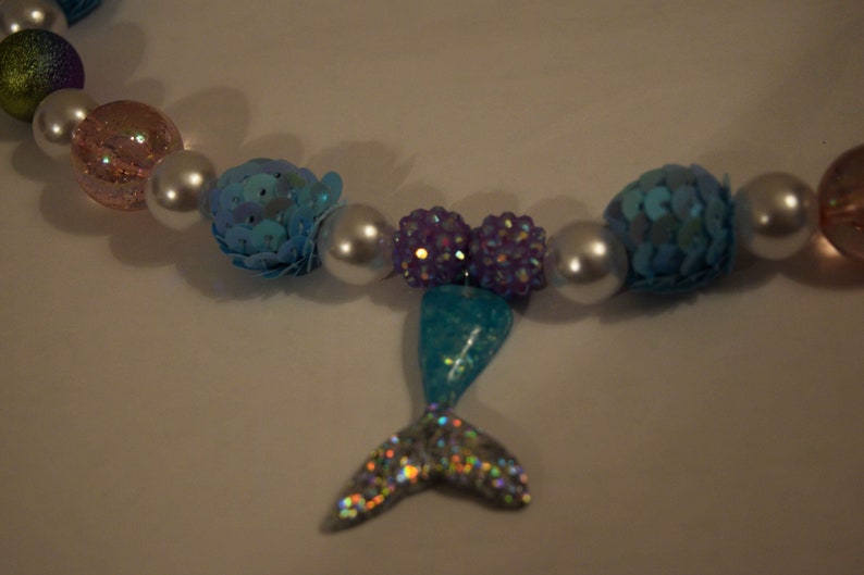 mermaid bubblegum necklace