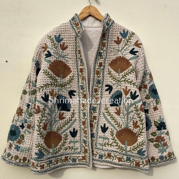 New Suzani Embroidery WinterWear Jacket Womens Coat Quilted Jacket Ethnic Unisex Coat, Suzani Short Quilted Jacket