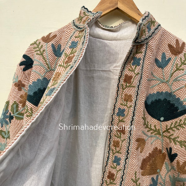 Suzani Embroidery WinterWear Jacket Womens Coat Quilted Jacket Ethnic Unisex Coat, Suzani Short Quilted Jacket Multi colors