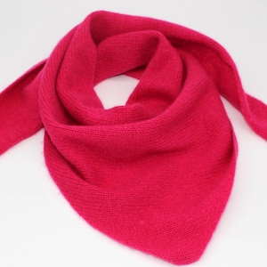 Small cashmere triangular scarf – 100% pure cashmere | handmade in Germany | soft scarf | luxurious & timeless