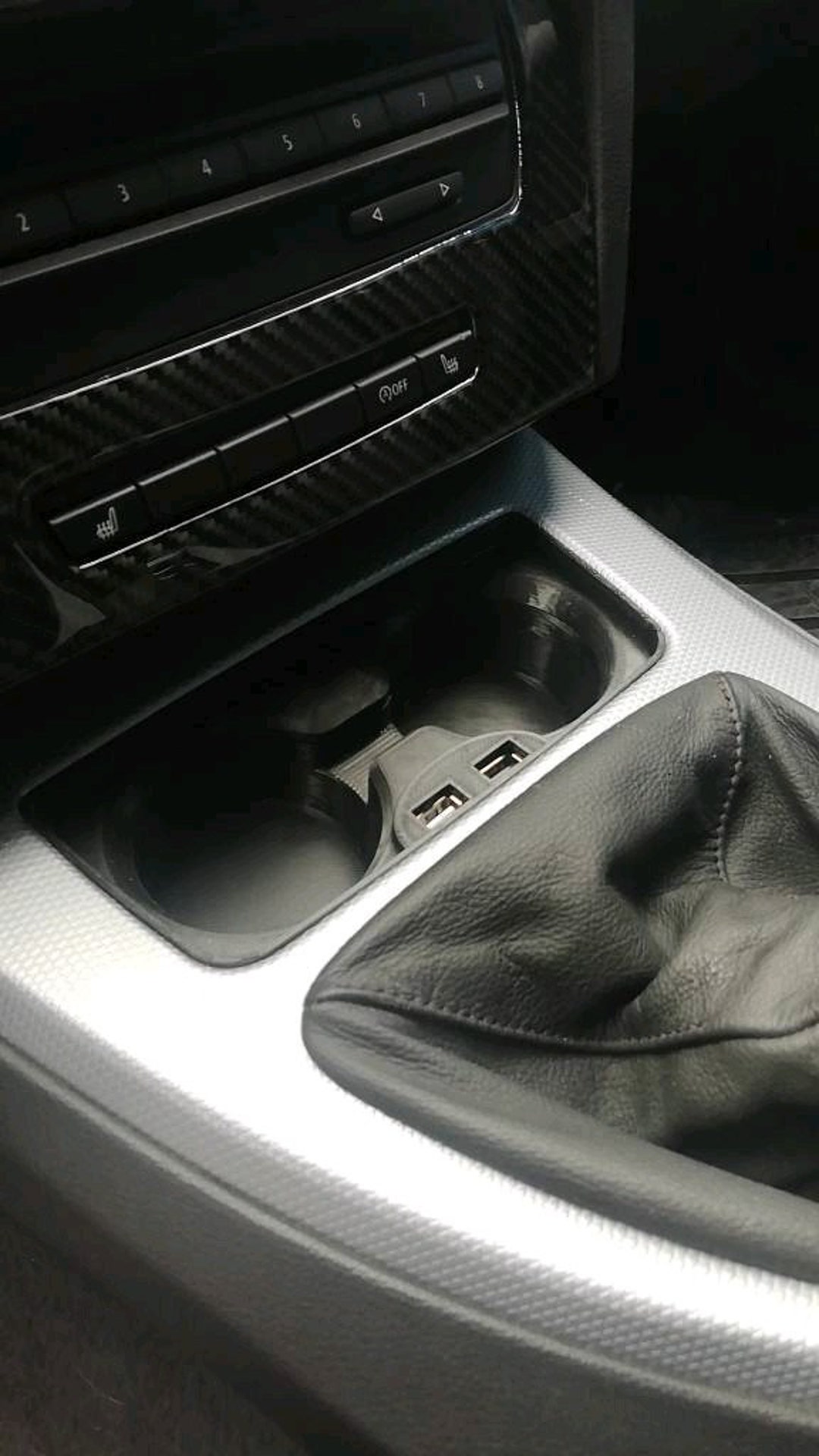 Chargeur USB BMW E90 avec porte-gobelet installation facile Compartiment de  rangement de la console centrale E91 E92 E93 Tuning M3 -  France