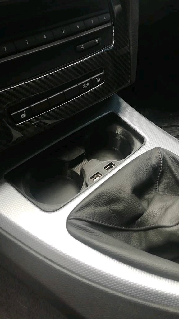 Bmw E93 Cup Holder 