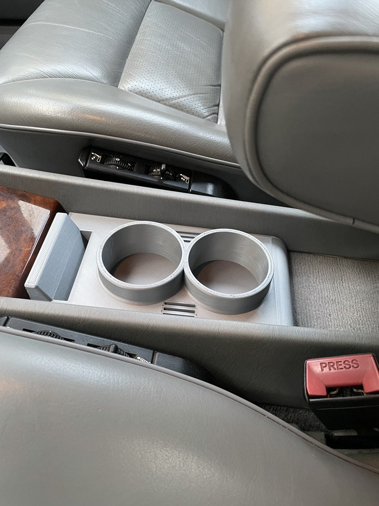 W124 cup holder deals