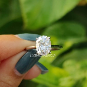 2,5 CT Oval Cut Moissanite Verlobungsring, 14K Solid Gold Ring, Versteckter Halo Ring, stapelbarer Ring, Versprechen Ring, Jubiläumsgeschenk für sie