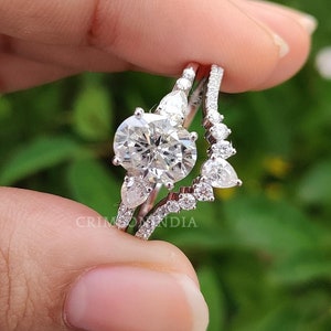 Oval Cut Lab Grown Diamond Engagement Ring Set, 14K Solid White Gold Ring, Set, Wedding Ring Set, Bridal Ring Set, Curved Matching Band