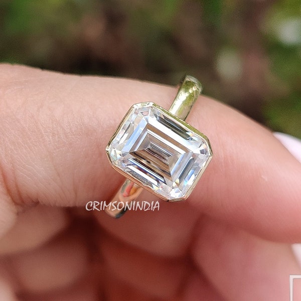 2.5 Ct Emerald Cut Moissanite Engagement Ring, Bezel Set Ring, Emerald Bezel Ring, 14K Solid Gold Ring, Stackable Ring, Lab Diamond Ring