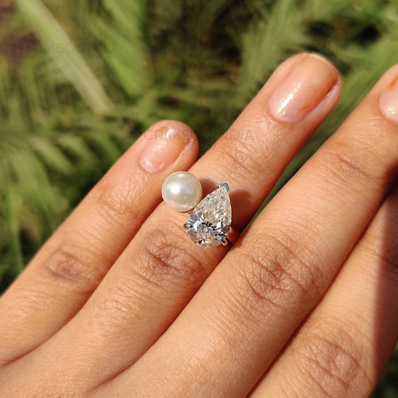 Toi Et Moi Ring, 3 CT Pear Cut Moissanite Engagement Ring, 14K Solid Gold Ring, Pearl Ring, Three Prong Ring, Statement Ring, Proposal Ring