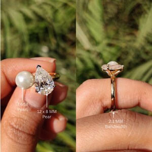 Bague Toi et Moi, bague de fiançailles en or massif 14 carats avec moissanite taille poire de 3 carats, bague en perle, bague à trois griffes, bague imposante, bague de demande en mariage image 6