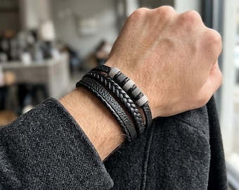 Carti de Lu bracelet with personalization option