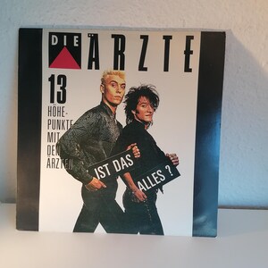 Die Ärzte - Ist Das Alles? (13 Höhepunkte Mit Den Ärzten) Schallplatte /Punk Rock Deutschland Ska Punk/Vintage LP CBS/Deutsche Pop-Punk-Band