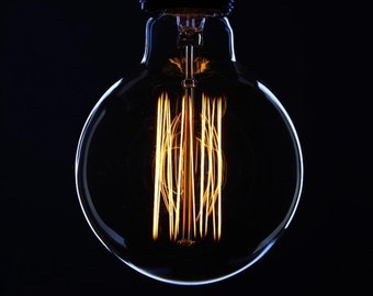 Vintage Edison Birne, 60W, dekoratives Filament, mit schwarzem Stoffkabel