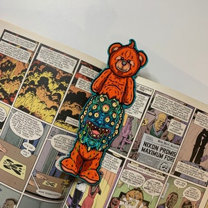 TEDDY BEAR BOOKMARK | Creepy Cute Monster Bookmark | Horror Plushie Inspired Mutant Gift for Book Lovers | Weird Gothic Reading Accessory