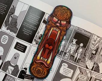 Illustrated Werewolf Monster Bookmark for readers of sci-fi, horror and fantasy books.