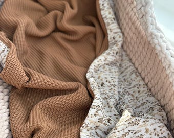 Handmade Knitted Muslin Baby Blanket: Soft Newborn Gift