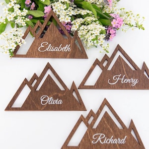 Segnaposto in legno per matrimoni all'aperto, Targhette con nomi a tema montagna, Bellissimi segnaposto rustici per gli ospiti, Segnaposto a tema destinazione