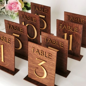 Eleganti numeri da tavolo per matrimoni, numeri da tavolo in legno, moderni numeri da tavolo da bar indipendenti in legno