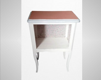 Revamped bedside, old bedside, art deco bedside, vintage bedside, vintage nightstand, revamped furniture, revamped side table