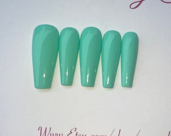 Turquoise press on nails