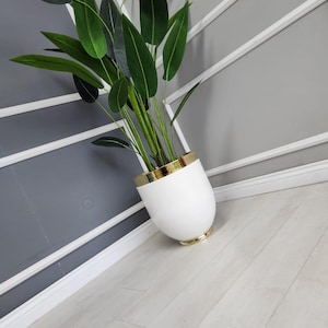 Large Metal Planter,Modern Plant Holder,Elegant Gold Planter,Tall Metal Planter for Indoor,Large Decorative Pot,Modern Decorative Planter