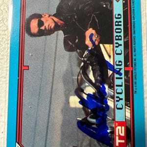 Tarjeta autografiada de Arnold Schwarzenegger