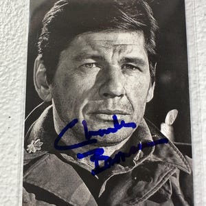 Tarjeta autógrafa de Charles Bronson