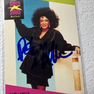 Tarjeta autografiada de Patti LaBelle